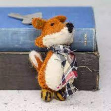 Load image into Gallery viewer, Handmade Needle Felt Cosy Fox Keyring
