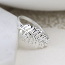 Load image into Gallery viewer, Sterling Silver Fern Leaf Ring with CZ Crystal
